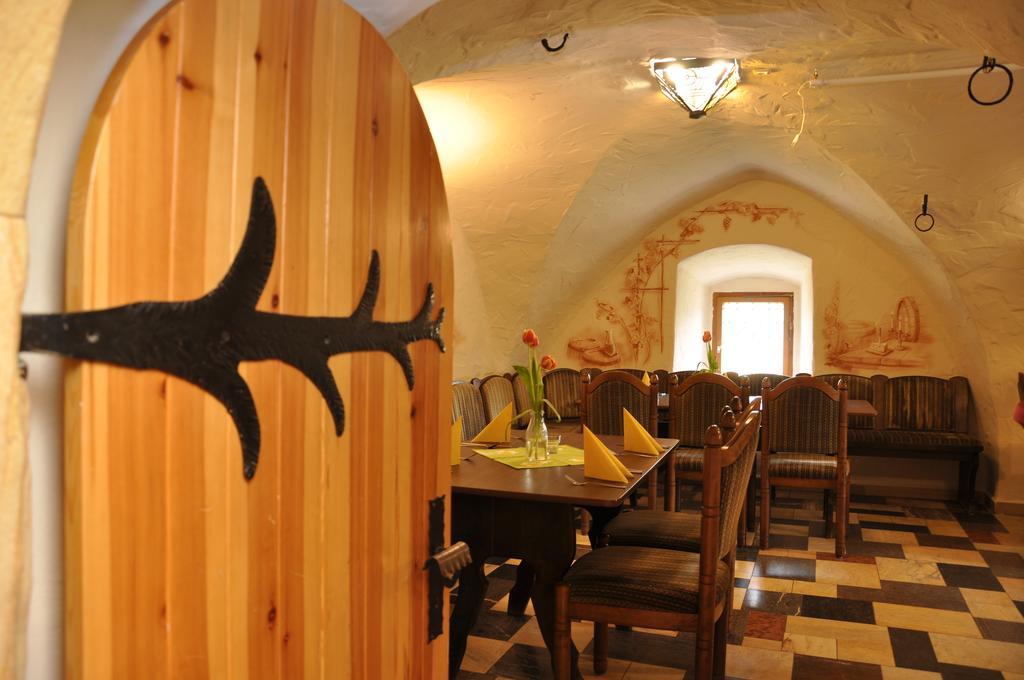 Thueringer Landhotel Edelhof Uhlstädt Екстериор снимка
